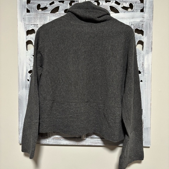 Lululemon Retreat Yourself Heathered Gray Cowl Neck Bell Sleeve Pullover Sweater - Picture 6 of 11